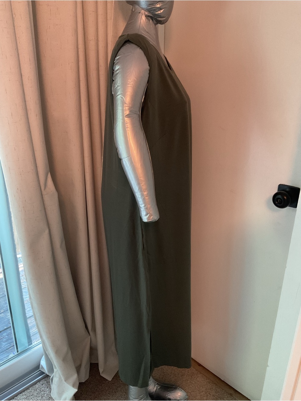 Woolx Cassie Sleeveless Olive Green  Dress - Picture 2 of 10